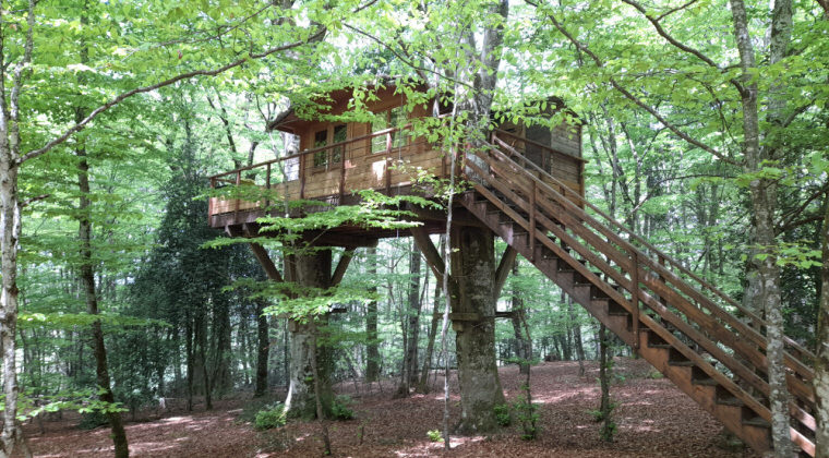 cabanes dans les arbres occitanie